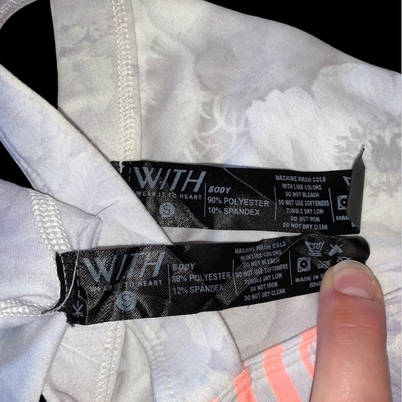 WEAR IT TO HEART 2 PC SET - Picture 4 of 6